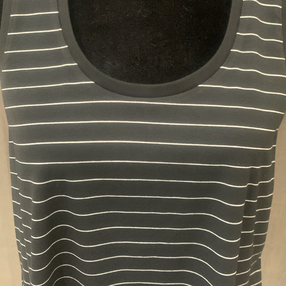 New BB Dakota Black & White Striped Split Back Tank Top Women's Size S With Tag - Picture 2 of 10